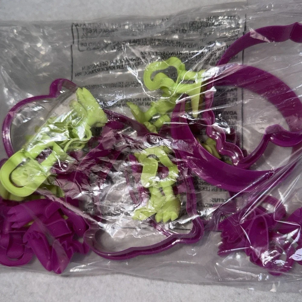 Bakelicious‎ Cookie Feet Monsters Cookie Cutter Set 29 Pc New Open Box Halloween